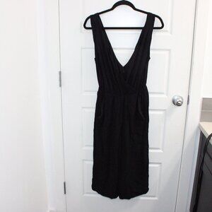 Aritzia Babaton Size XS Black Jumpsuit Wide Crop Leg Surplice Neckline‎